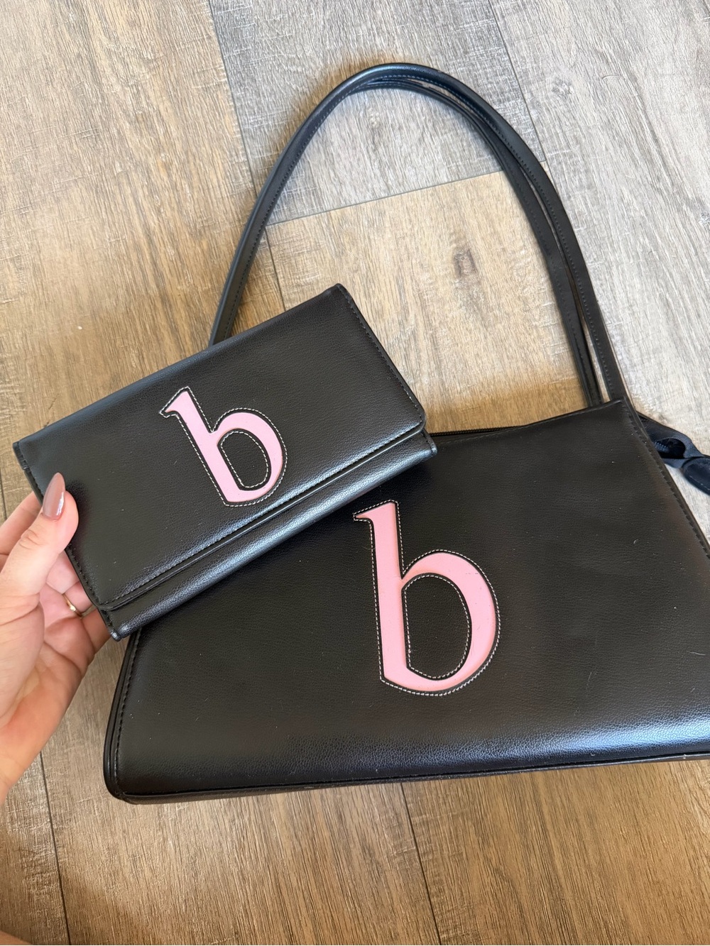 Y2K vintage Black Handbag & Wallet Set with Pink 'b' Accent